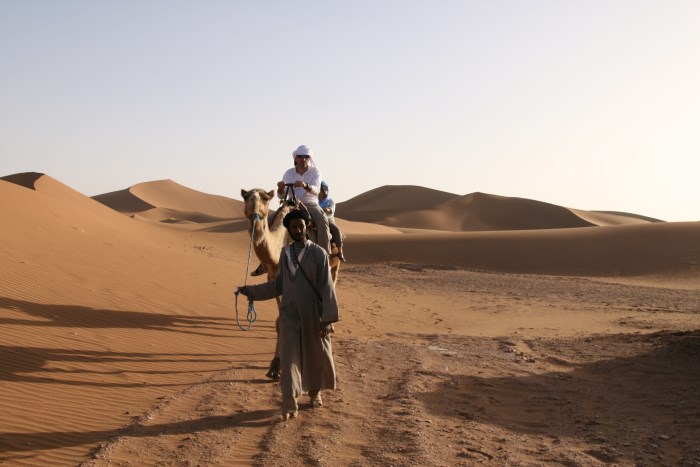 Desert Marocain : Une nuit dans le desert marocain sud Marocain 